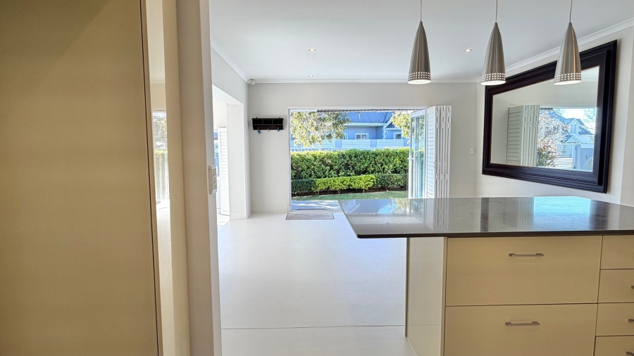 2 Bedroom Property for Sale in Paradyskloof Western Cape